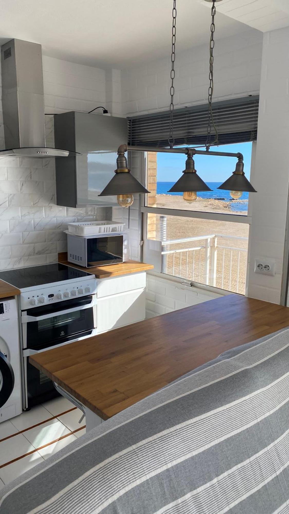 Beachfront Apartment - La Mata 托雷维耶哈 客房 照片
