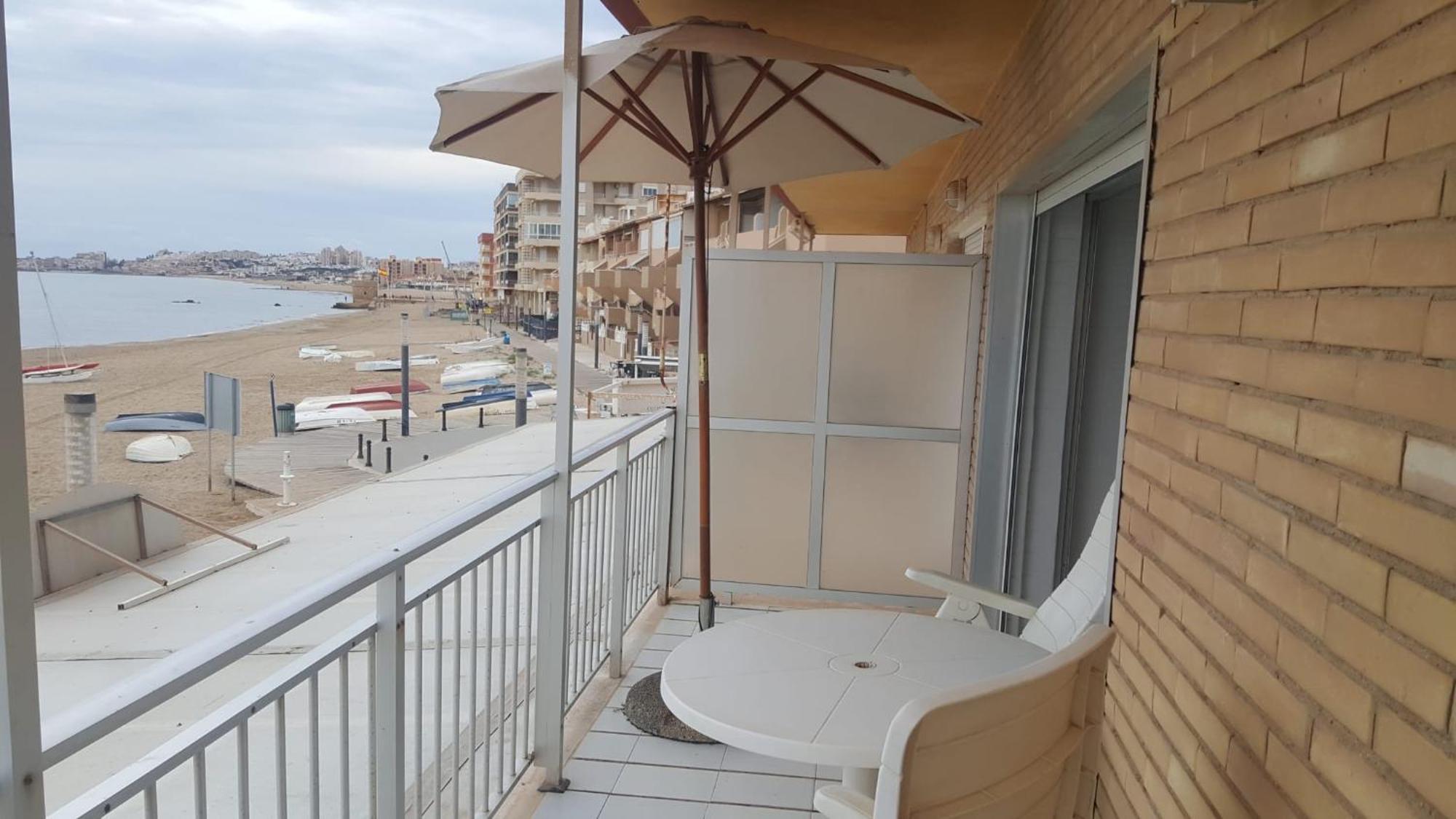 Beachfront Apartment - La Mata 托雷维耶哈 外观 照片