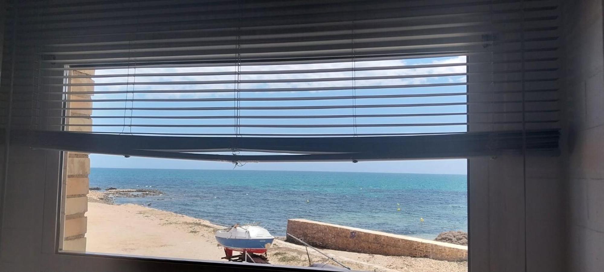 Beachfront Apartment - La Mata 托雷维耶哈 外观 照片